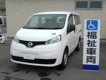 NV200バネット　福祉車両　スローパー